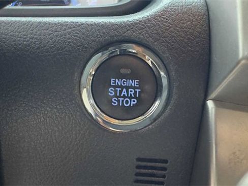 Used 2015 Toyota 4Runner Limited image 21