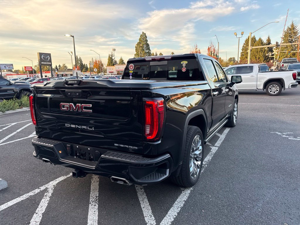Used 2024 GMC Sierra 1500 Denali w/ Denali Reserve Package AWD/4WD image 5