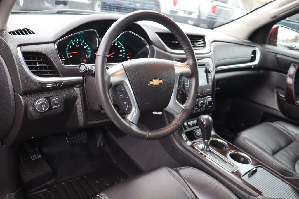 Used 2017 Chevrolet Traverse Premier AWD/4WD image 5