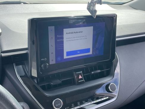 Used 2024 Toyota Corolla LE image 6