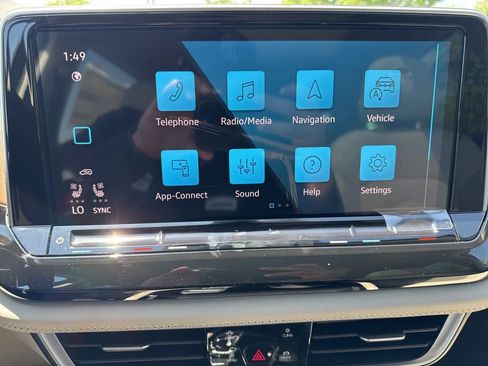 New 2026 Volkswagen Atlas SE FWD image 26