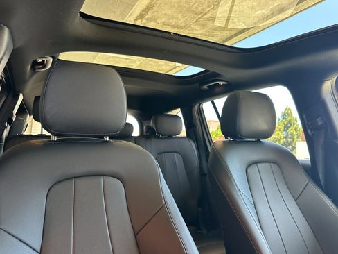 Certified 2022 Mercedes-Benz GLB 250 4MATIC image 20