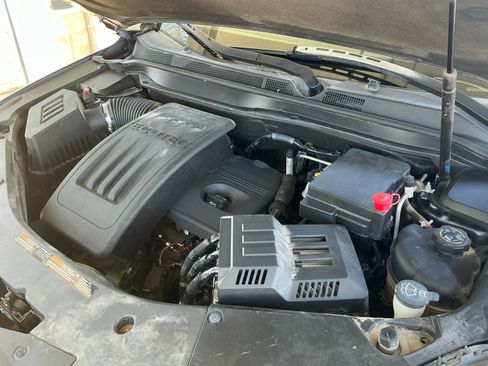 Used 2013 Chevrolet Equinox LS image 22