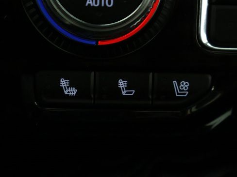 Used 2024 GMC Yukon Denali w/ Advanced Technology Package image 71