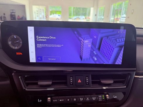 Certified 2024 Lexus ES 350 w/ Technology Package FWD image 24
