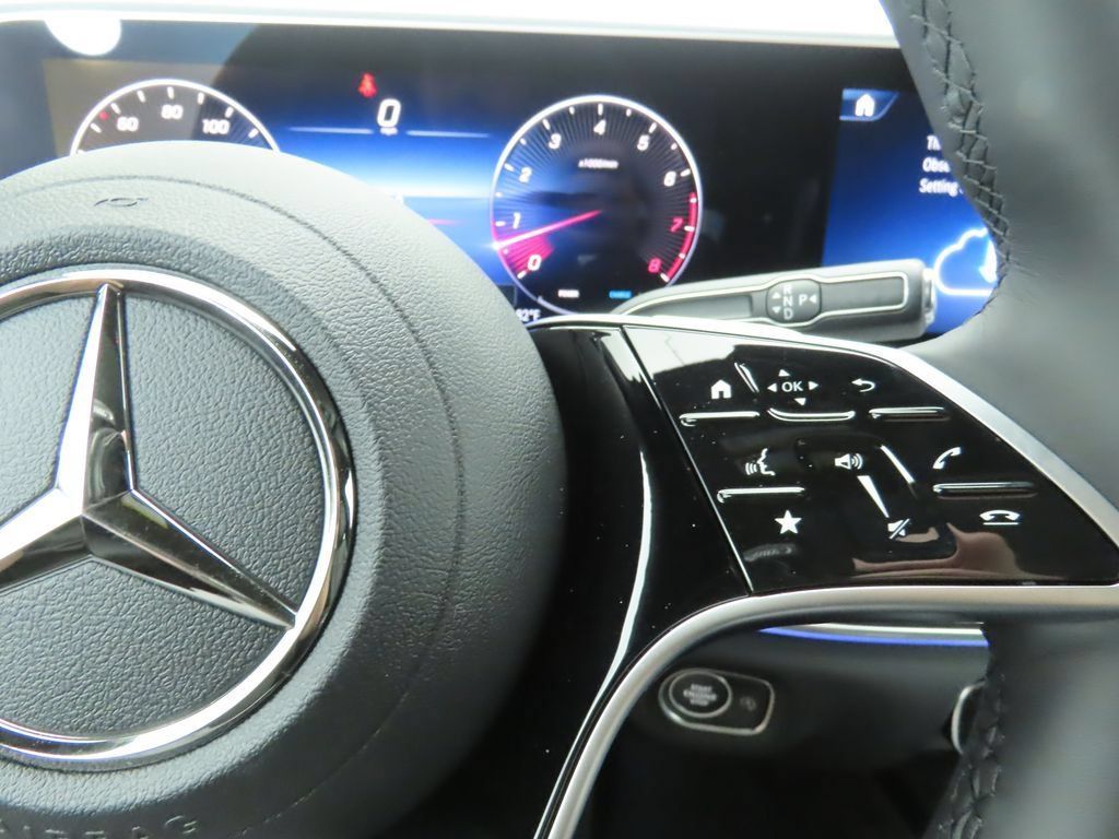 Certified 2026 Mercedes-Benz GLE 350 4MATIC image 12