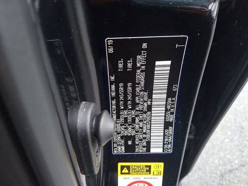 Used 2019 Toyota Highlander Limited Platinum image 30