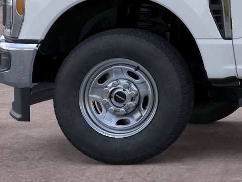 New 2026 Ford F250 XL w/ 360-Degree Camera Package AWD/4WD image 18