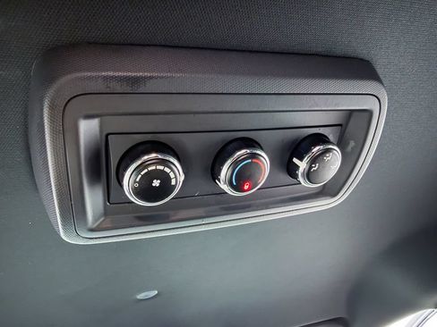 Used 2019 Dodge Grand Caravan SXT FWD image 28