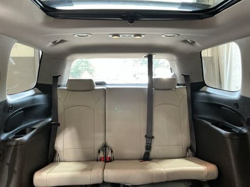 Used 2012 GMC Acadia SLT AWD/4WD image 25