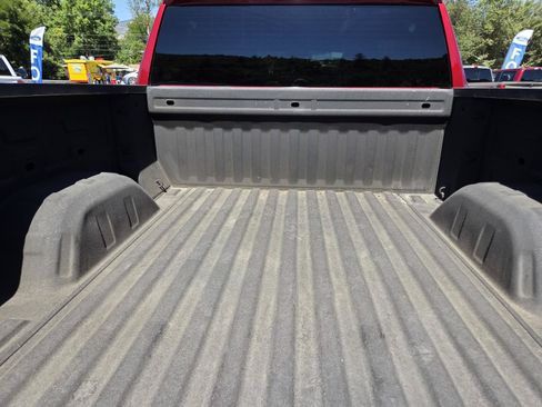 Used 2021 Chevrolet Silverado 1500 LT Trail Boss AWD/4WD image 17