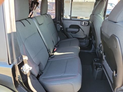 New 2026 Jeep Wrangler Unlimited Rubicon image 19
