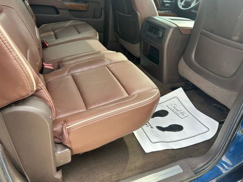 Used 2015 Chevrolet Silverado 1500 High Country AWD/4WD image 11