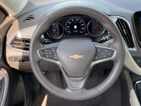 Used 2024 Chevrolet Malibu LT FWD image 11