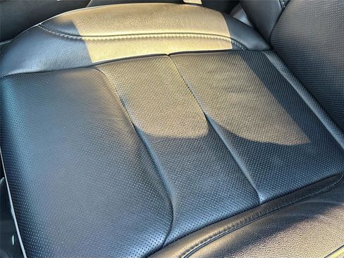 Used 2019 RAM 1500 Limited image 21