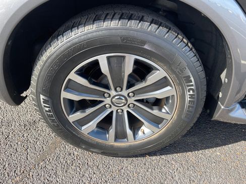 Used 2018 Nissan Armada SL w/ Premium Package RWD image 22