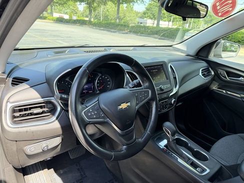 Used 2022 Chevrolet Equinox LT w/ Driver Convenience Package FWD image 14