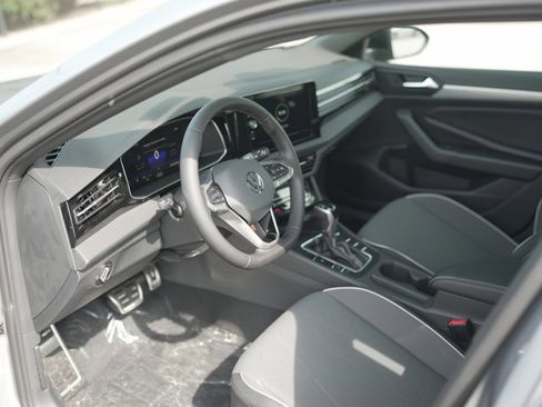 New 2025 Volkswagen Jetta Sport FWD image 12