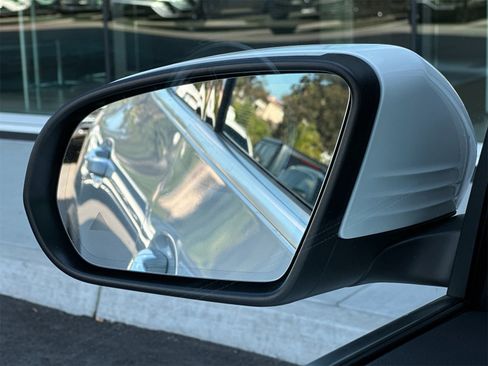 Certified 2025 Mercedes-Benz GLA 250 image 10