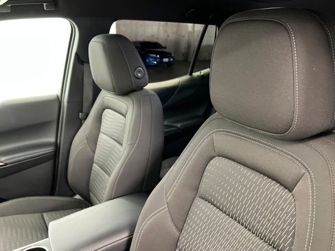 Used 2025 Chevrolet Equinox LT image 17