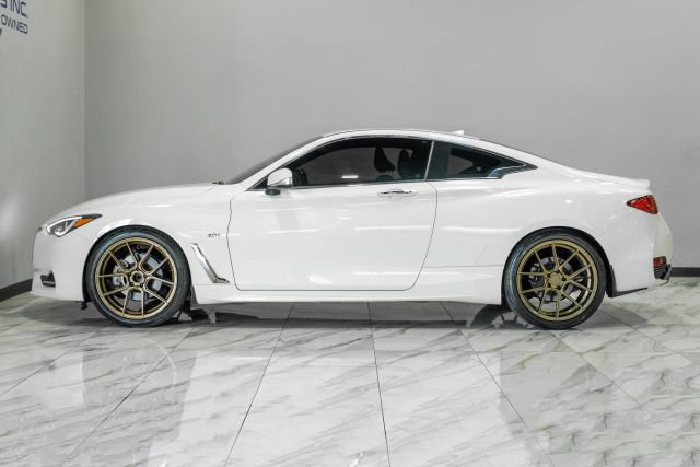 Used 2019 INFINITI Q60 3.0t Luxe RWD image 17