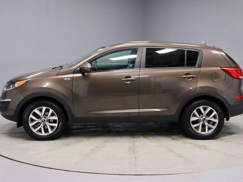 Used 2015 Kia Sportage LX image 9
