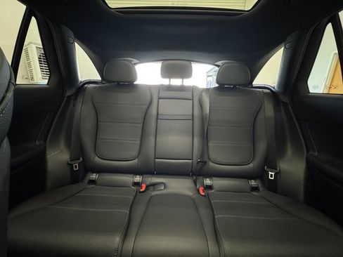 Certified 2026 Mercedes-Benz GLC 300 image 8