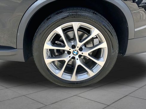 Used 2023 BMW X5 xDrive40i w/ Premium Package AWD/4WD image 11