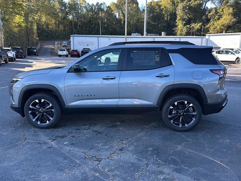 New 2026 Chevrolet Equinox RS w/ Convenience Package III image 3