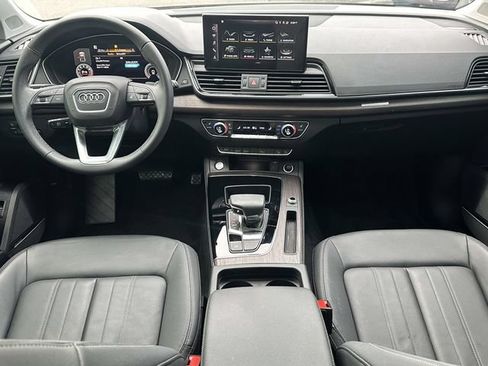 Used 2023 Audi Q5 2.0T Premium Plus AWD/4WD image 17
