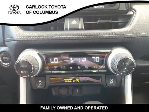 Used 2021 Toyota RAV4 XLE AWD/4WD image 26
