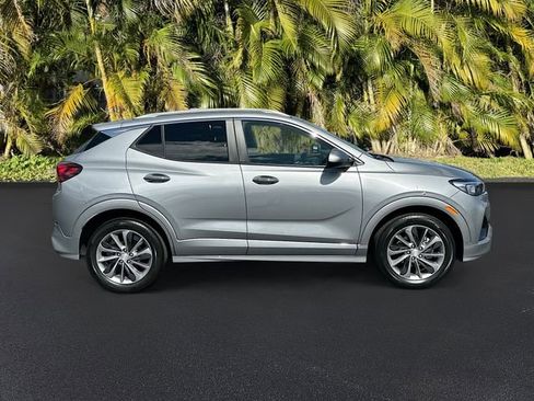 Used 2023 Buick Encore GX Select w/ Sport Touring Package FWD image 4