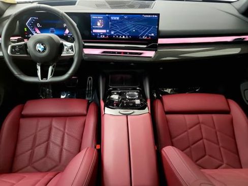 Used 2026 BMW 540i xDrive w/ Executive Package AWD/4WD image 52