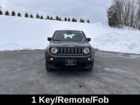 Used 2018 Jeep Renegade Sport w/ Power & Air Group image 2