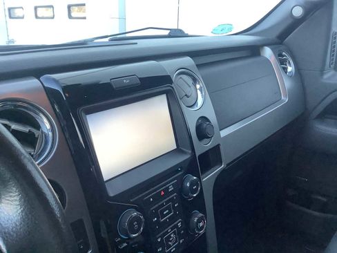 Used 2014 Ford F150 Limited image 17