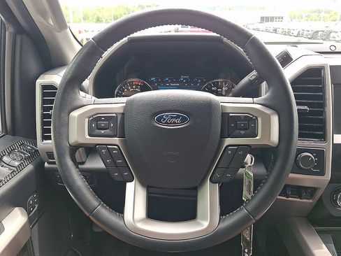 Used 2021 Ford F250 Lariat w/ Lariat Value Package AWD/4WD image 16