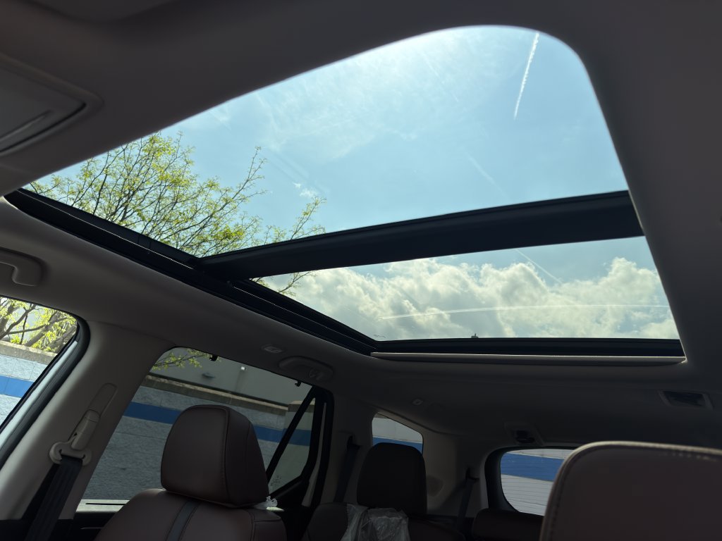 New 2026 Honda Pilot Touring image 11