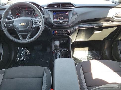 Used 2023 Chevrolet TrailBlazer LT image 10