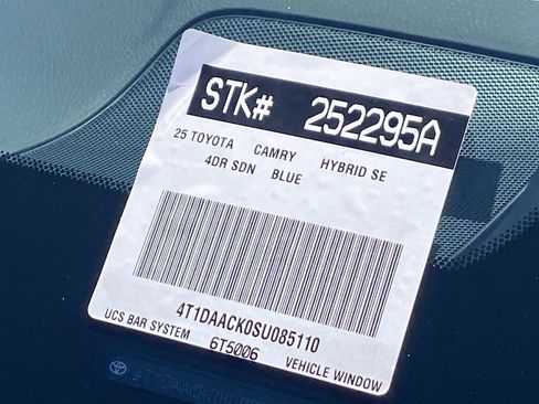 Certified 2025 Toyota Camry SE image 38