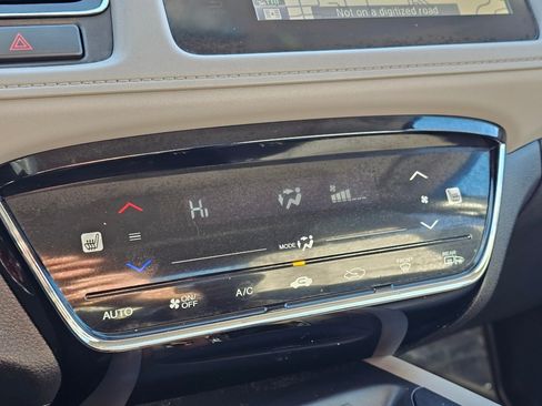 Used 2017 Honda HR-V EX-L image 10