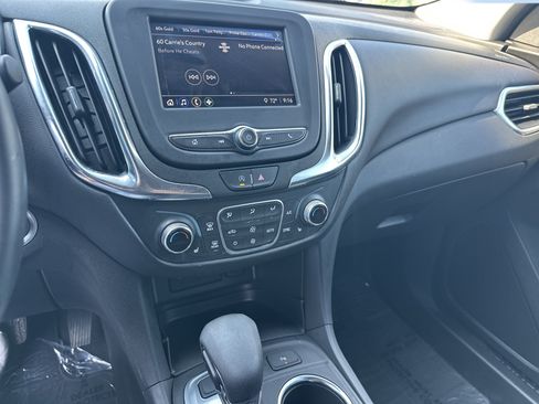 Certified 2024 Chevrolet Equinox LT AWD/4WD image 14