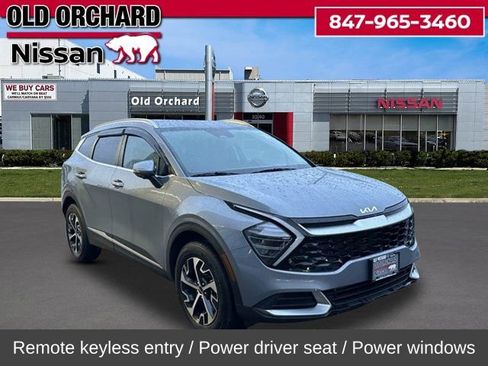 Used 2025 Kia Sportage EX image 5