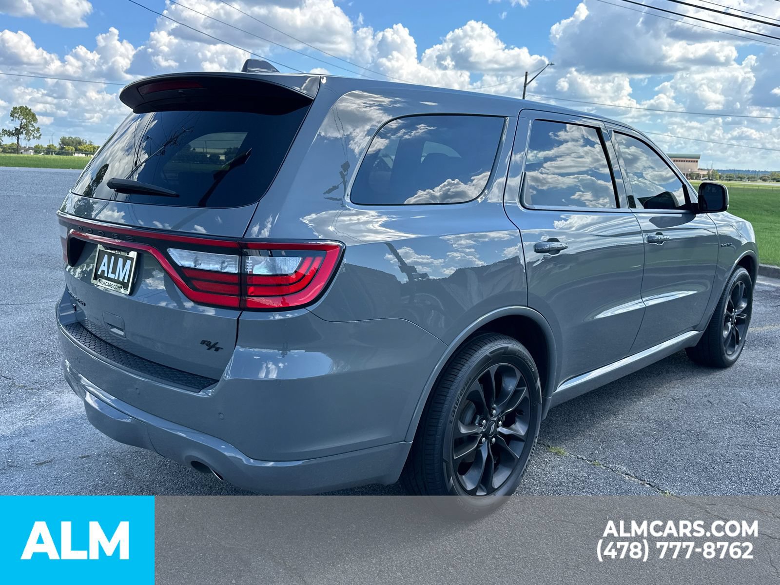 Used 2022 Dodge Durango R/T w/ Blacktop Package AWD/4WD image 5