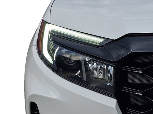 Used 2022 Honda Passport Elite image 11
