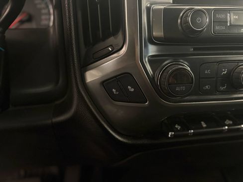 Used 2018 Chevrolet Silverado 1500 LT w/ All Star Edition AWD/4WD image 25