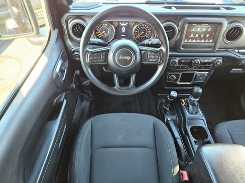 Used 2022 Jeep Wrangler Unlimited Sport image 10