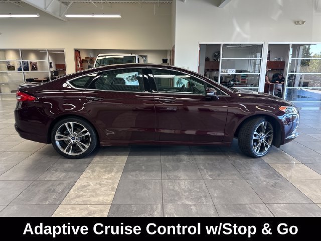 Used 2017 Ford Fusion Titanium FWD image 9