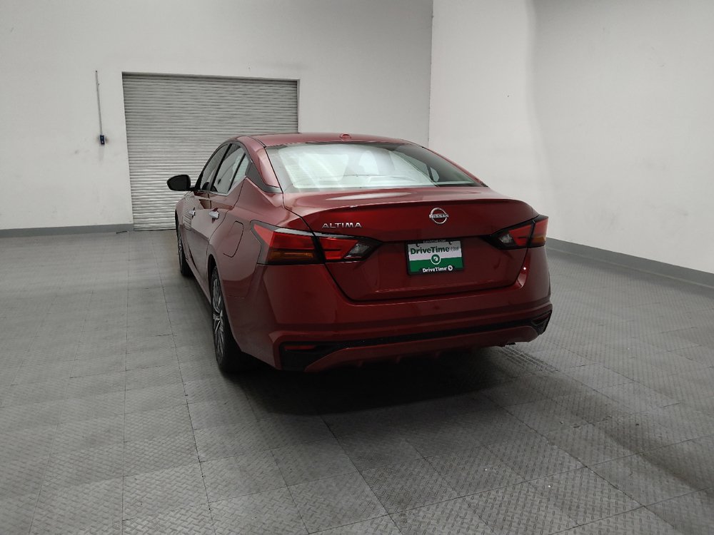 Used 2025 Nissan Altima 2.5 SV FWD image 6