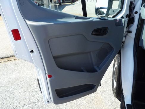 Used 2019 Ford Transit 250 138 image 14
