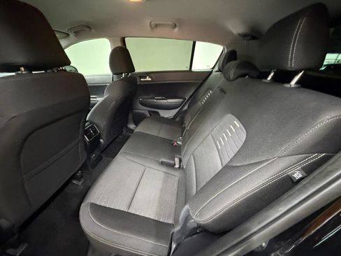 Used 2018 Kia Sportage LX FWD image 16
